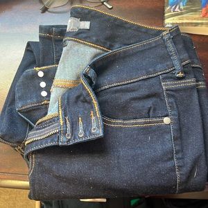 2 like new pairs of 16r Jegging Jeans from Torrid